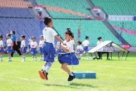 马卡：皇马将在3周内参加7场比赛，球员目前状态出色